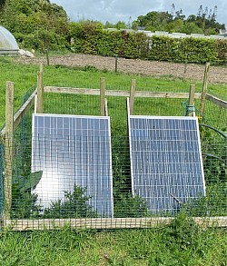 Solar panels for 12 volt water  pump from a well